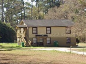 Building Photo - 1005 Langdale Dr