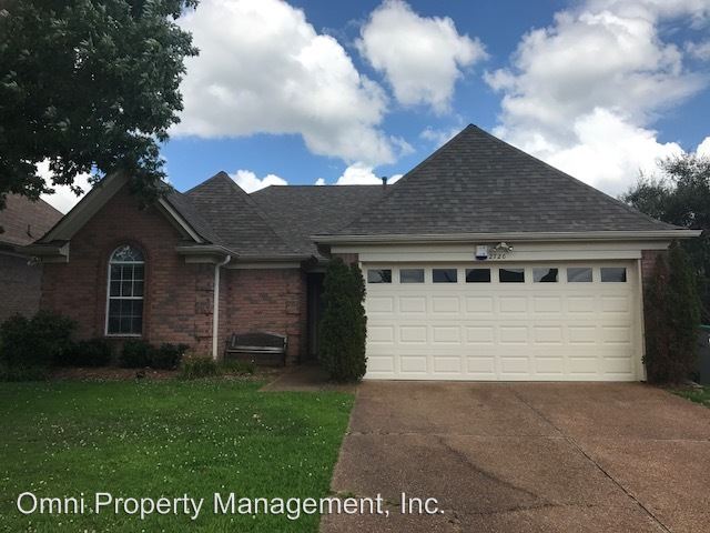 Primary Photo - 2720 Breezy Ridge Trl