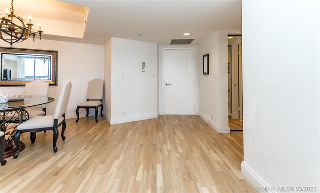 Foto del edificio - 19101 Mystic Pointe Dr