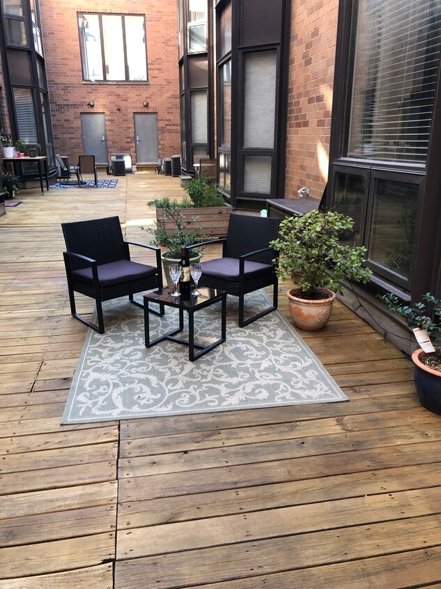 Amazing private outdoor patio - 222 S Racine Ave