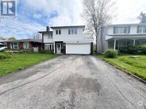 Building Photo - 27 Tollerton Ave