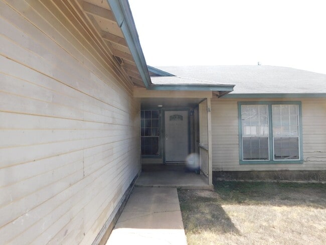 Building Photo - D.Schrager Properties1 (12003 Arrowwood Dr)