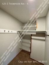 Building Photo - 425 S Thompson Ave