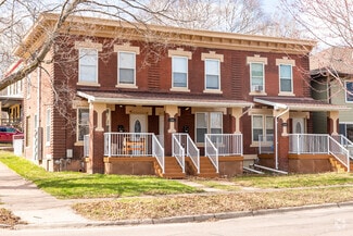 Building Photo - 1301 E 2nd St