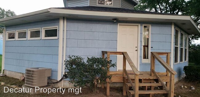 Building Photo - 3 br, 1 bath House - 141 Harlequin Ln