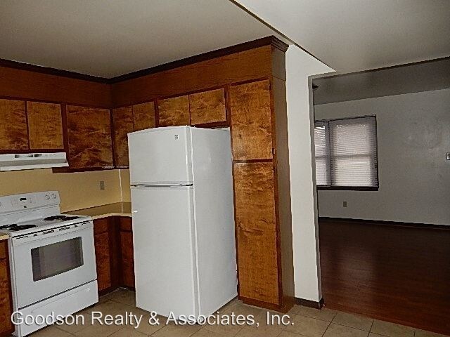 Building Photo - 1217 Garrison Ln