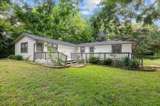 Foto del edificio - 24 Sophia Dr