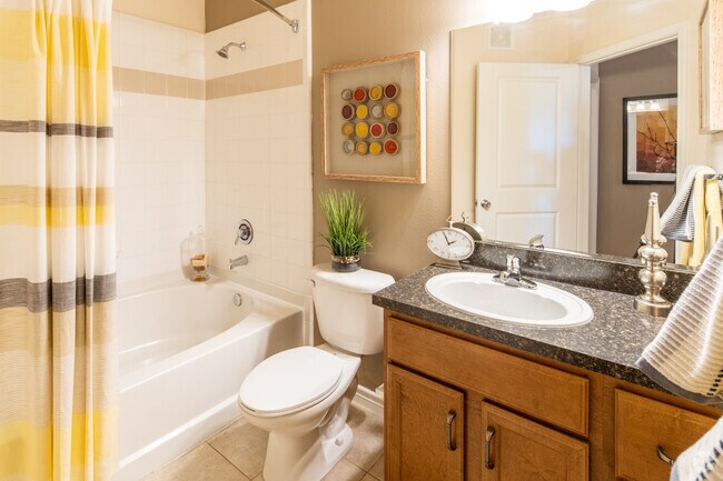 Colonial Grand at Onion Creek Apartments Austin, TX