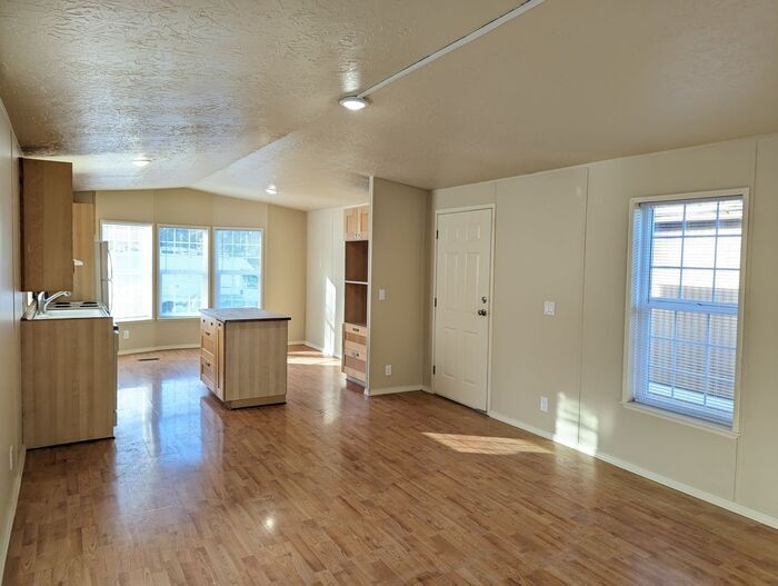 Primary Photo - Charming 2 Bedroom Home - $300 Off Move-in...