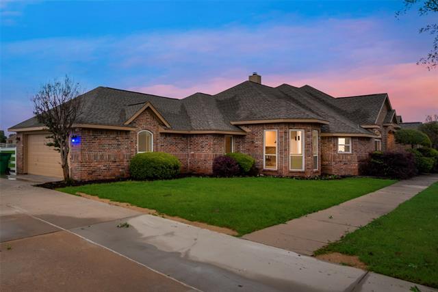 Building Photo - 1187 W Oaklawn Dr