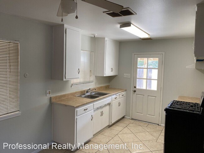 Foto del edificio - 4 br, 2 bath House - 2607 VALENCIA DR.