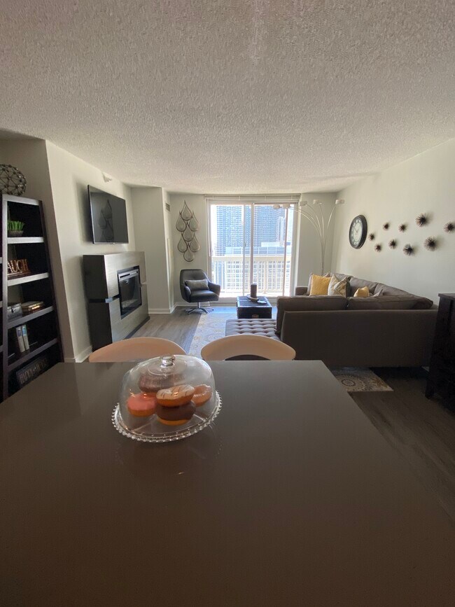 Foto del edificio - 508 N Clark St