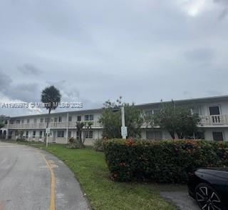 Building Photo - 20120 NE 2nd Ave