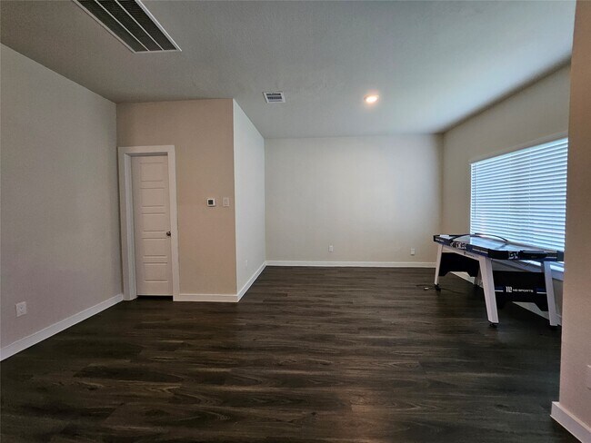 Foto del edificio - 22039 Juniper Crossing Dr
