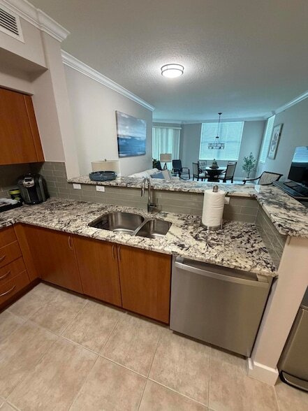 Foto del edificio - 804 E Windward Way