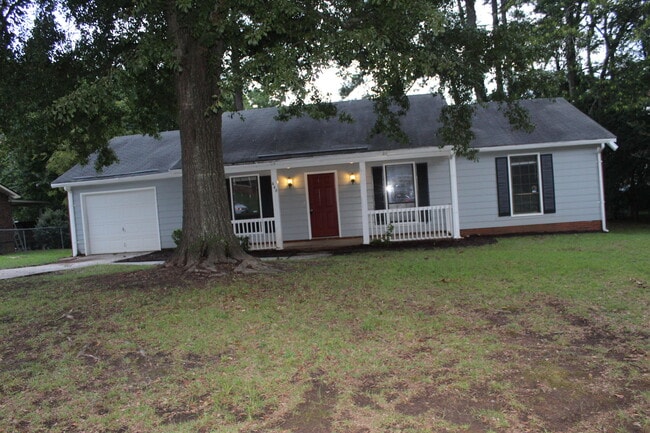 Building Photo - 446 Pheasant Run Dr