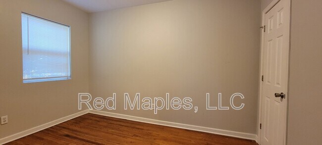 Foto del edificio - 5102 Wicklow Pl