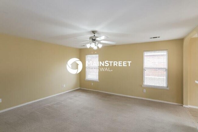 Building Photo - 4 Bedroom Pet-Friendly Home in Sanger, TX with Main Street Renewal