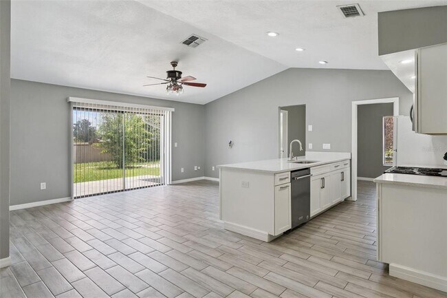 Building Photo - 1431 Sackett Cir
