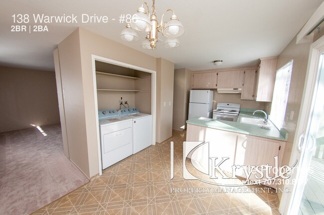 Building Photo - 138 Warwick Dr