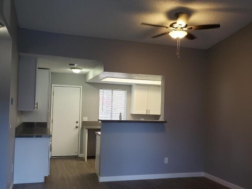Primary Photo - Hacienda Apartments
