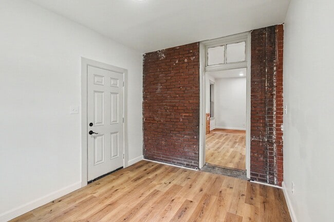 Building Photo - 4416 S Grand Blvd