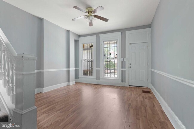 Building Photo - 1711 Ashburton St