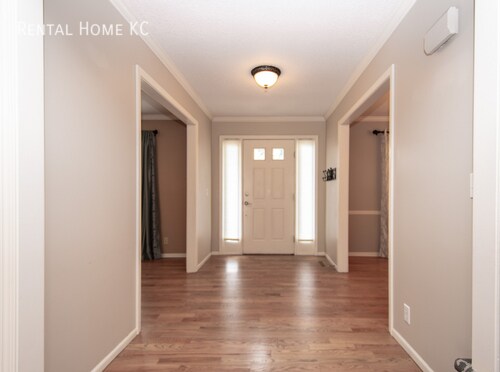 Building Photo - 10509 Ballentine-