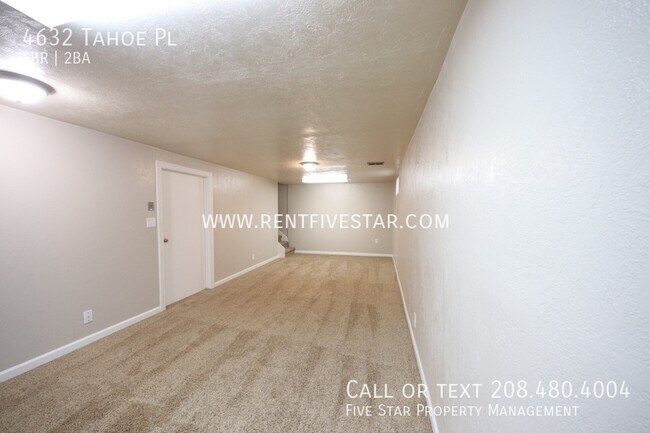 Foto del edificio - Large Home Available in Chubbuck! This 5 B...