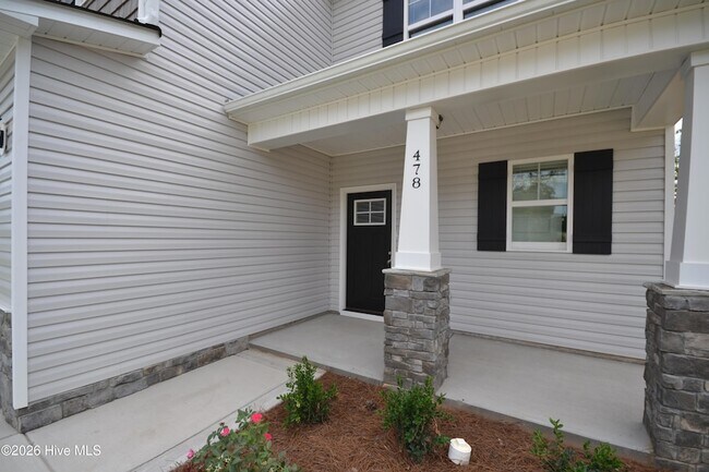 Building Photo - 478 Atwood Dr