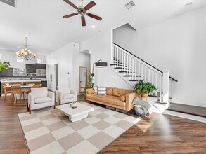 Building Photo - 3421 Gillespie St