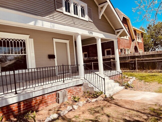 Foto del edificio - 1205 NW 31st St