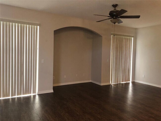 Building Photo - 10907 Derringer Dr