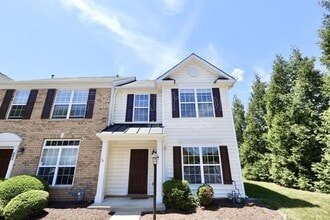 Building Photo - 801 Sweet Tessa Dr