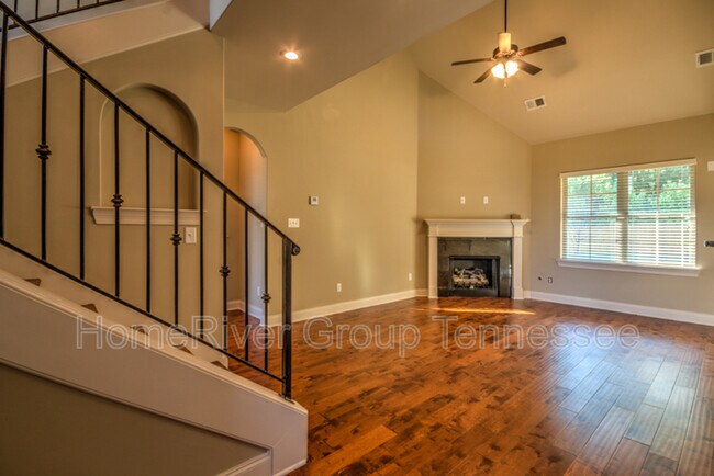 Building Photo - 5035 Forest Oasis Ln