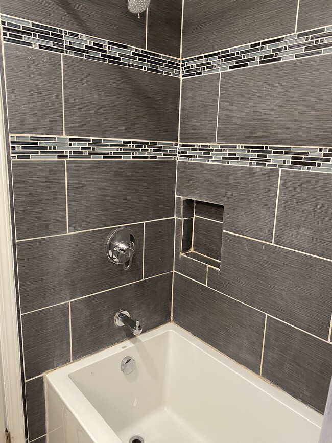 Bathroom - 1027 Miramonte Dr