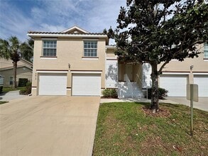 Building Photo - 6421 Bay Cedar Ln