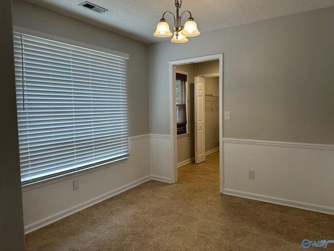 Foto del edificio - 101 Springfield Ln