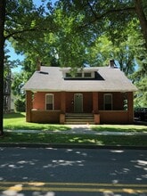Building Photo - 143 E Park Ave