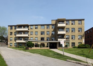 Building Photo - Deepwood Apartments