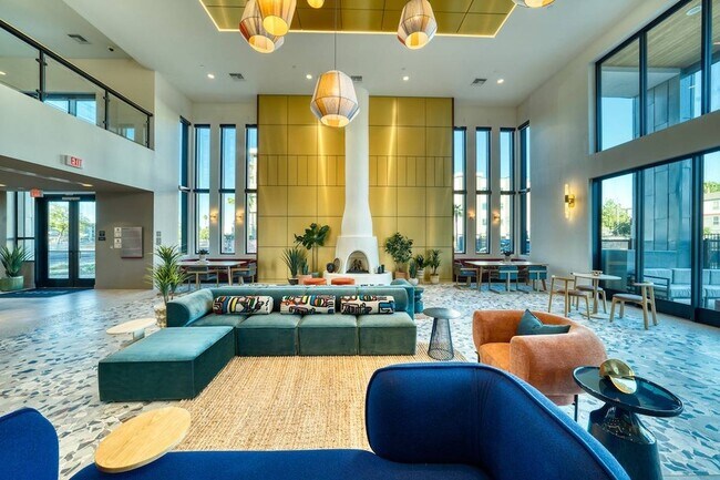 Building Photo - Callia