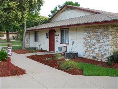 Primary Photo - 1507 Cedar Park Dr
