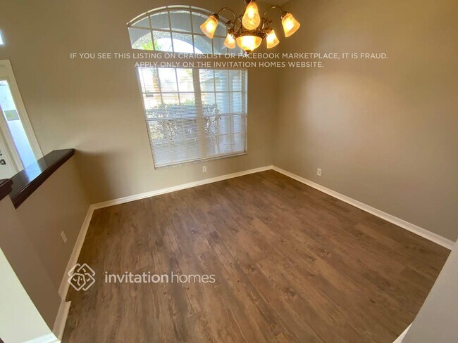 Building Photo - 1544 Daylily Dr