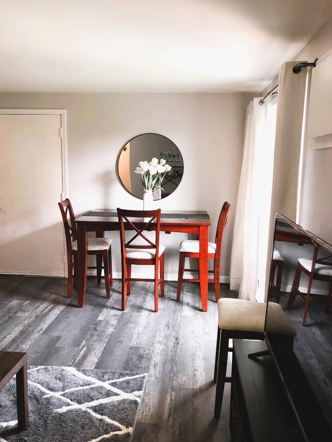 Photo - 4 N Hamilton St Apartment