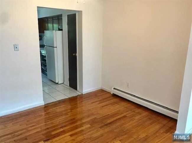 Building Photo - 463-473 Preakness Ave