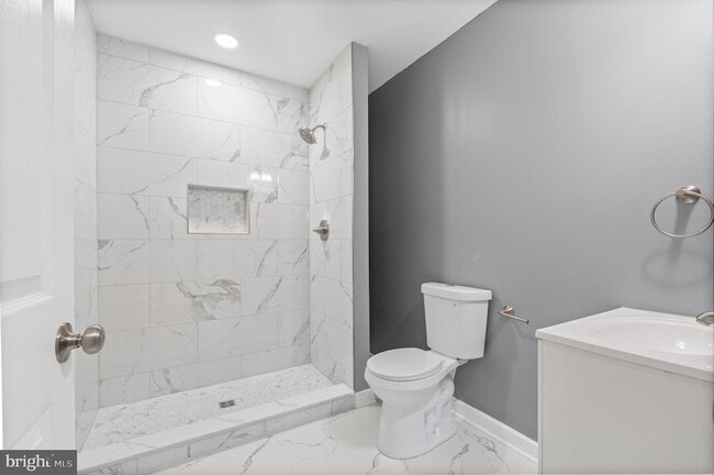 Foto del edificio - 3014 Royston Ave