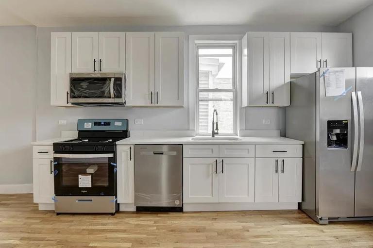 Primary Photo - 1626 N Washtenaw Ave