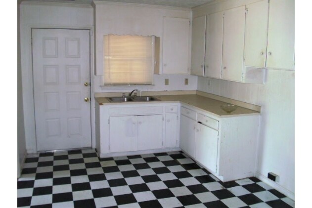 Building Photo - 400 Summitt Ave