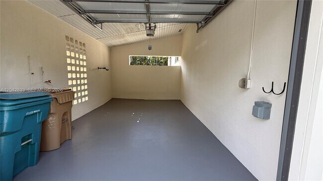 Foto del edificio - 10751 SW 48th St