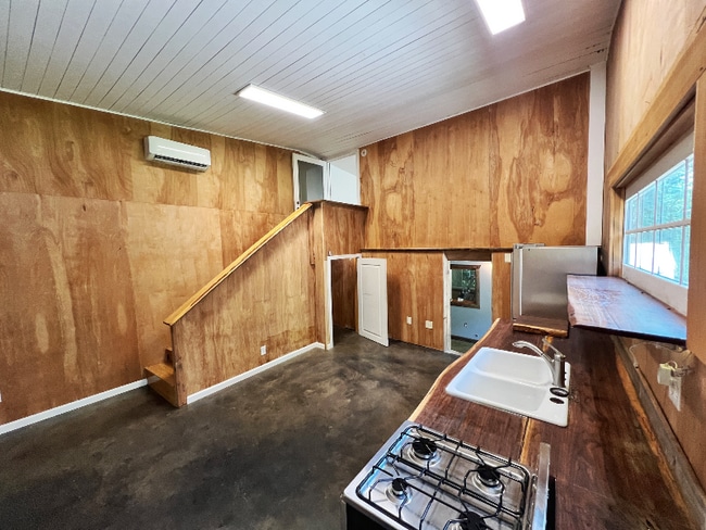 Building Photo - 1279 Kenmore Pl